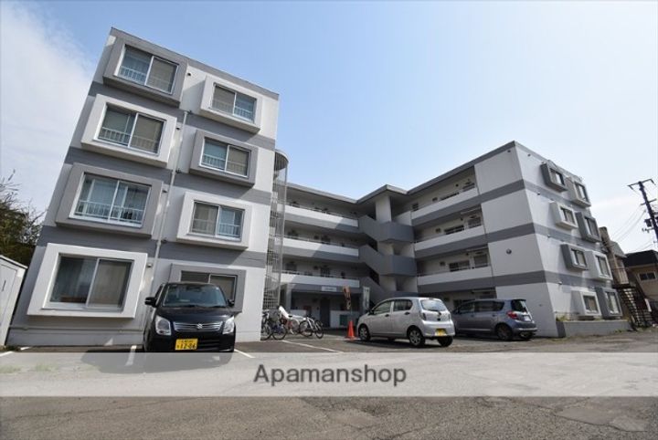 北海道札幌市豊平区月寒西三条7丁目の賃貸マンションの外観