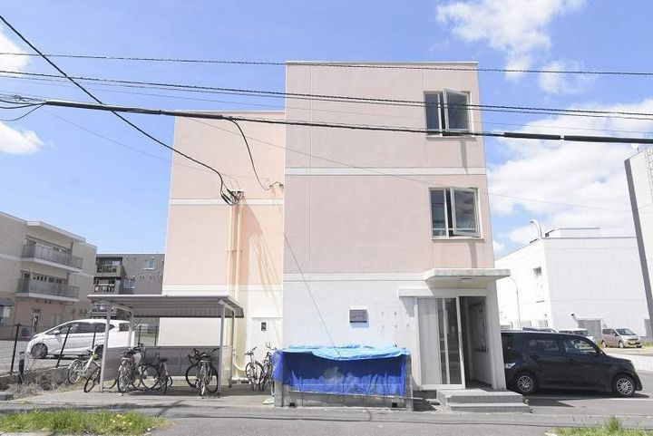 レオパレス月寒ベストフラット204の外観