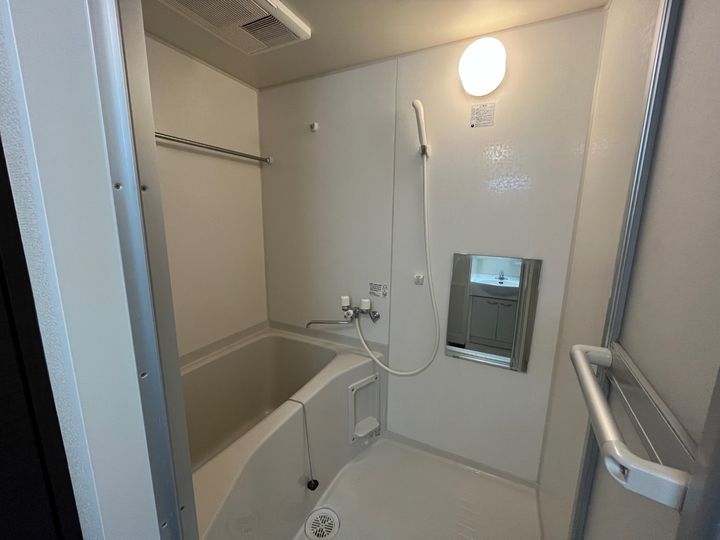 レオネクスト保水A107の風呂