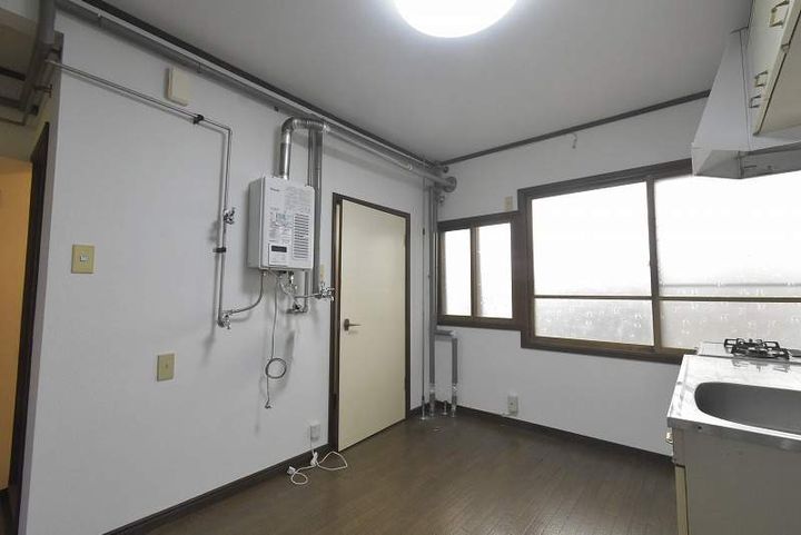 北海道札幌市豊平区美園七条6丁目の賃貸アパートの内装