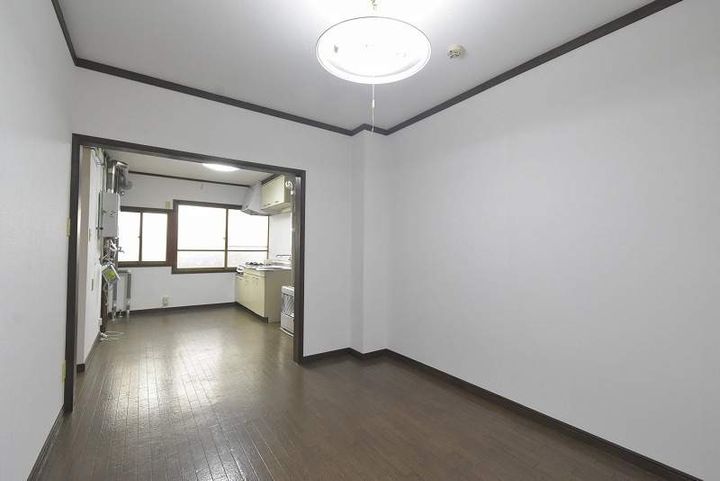 北海道札幌市豊平区美園七条6丁目の賃貸アパートの内装