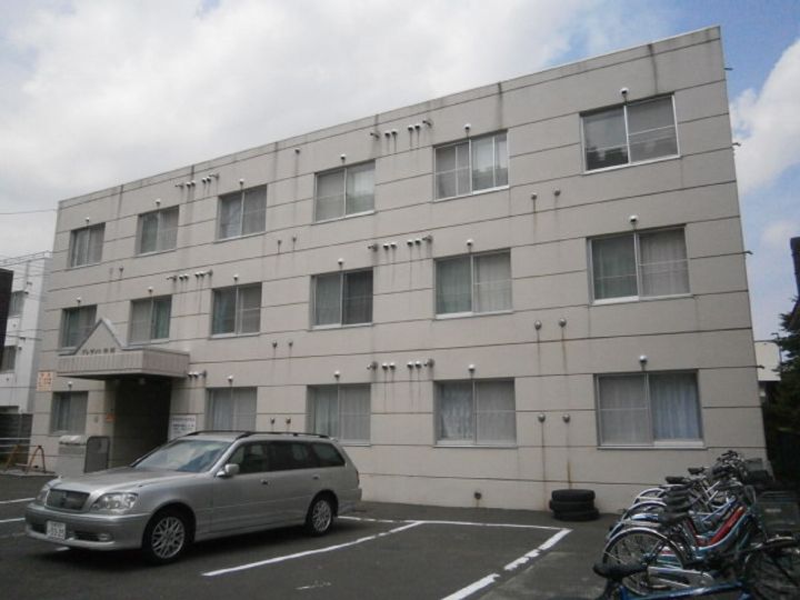 北海道札幌市豊平区旭町6丁目の賃貸マンションの外観