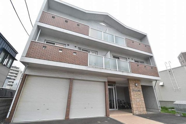 北海道札幌市豊平区美園十条7丁目の賃貸マンションの外観