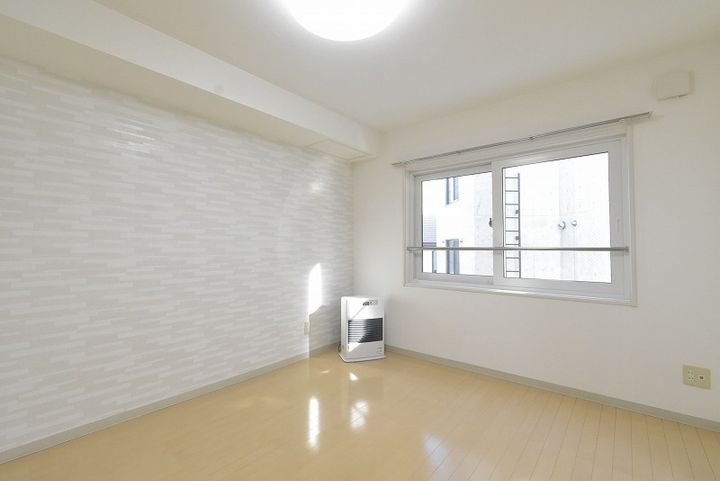 北海道札幌市豊平区美園十条7丁目の賃貸マンションの内装