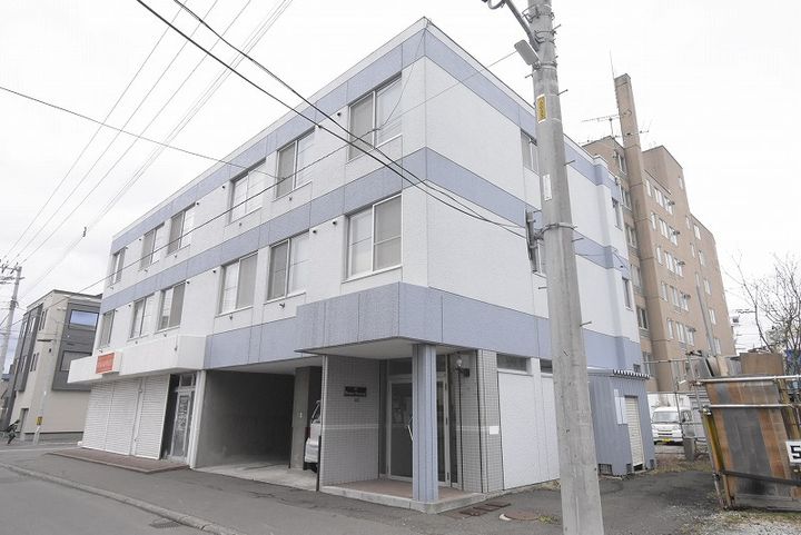 北海道札幌市豊平区美園二条4丁目の賃貸マンションの外観