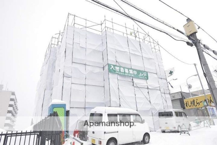北海道札幌市豊平区西岡四条6丁目の賃貸マンションの外観