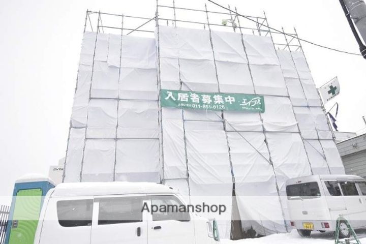 北海道札幌市豊平区西岡四条6丁目の賃貸マンションの外観