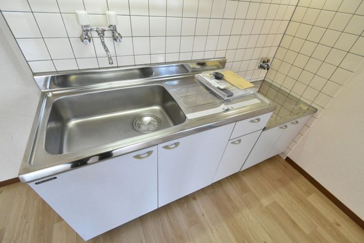 北海道札幌市豊平区月寒東四条6丁目の賃貸アパートの内装