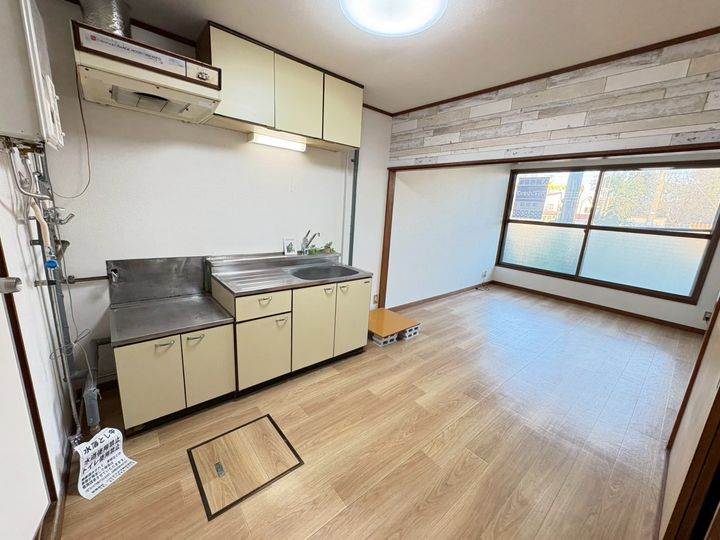 ハイツすずらんA03の居間