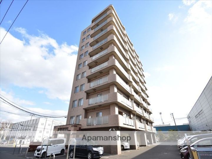 北海道札幌市清田区平岡一条5丁目の賃貸マンションの外観