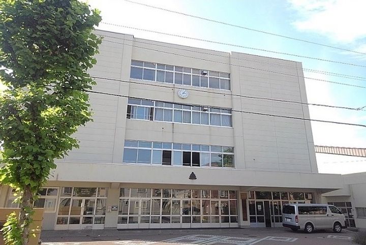 ブランニューメゾン102の周辺