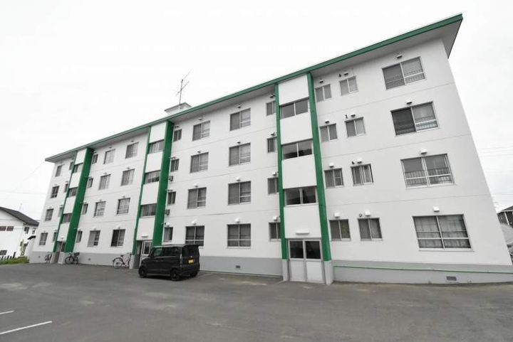 朝日ハイツ2号棟105の外観