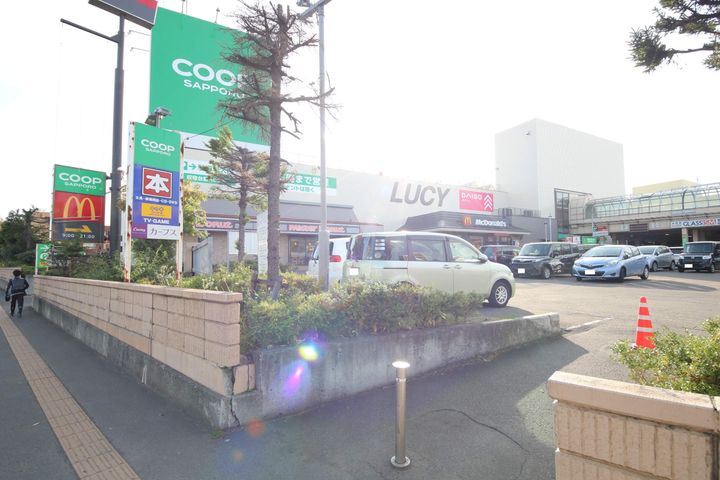 朝日ハイツ2号棟105の周辺