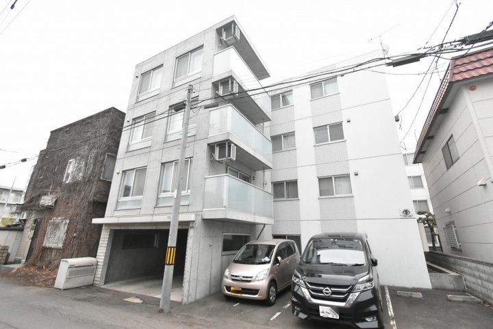 エール学園前0301の外観