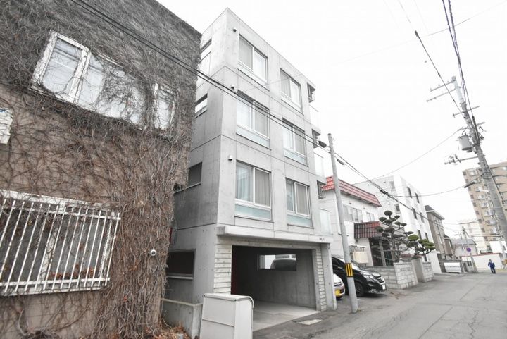 エール学園前0301の外観