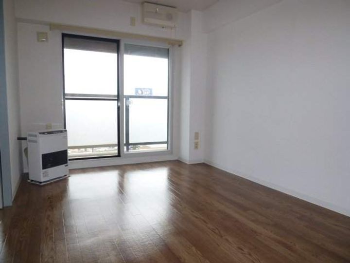 ペルドゥエープス美園00703の内装