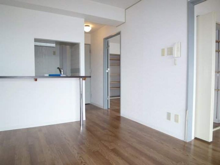 ペルドゥエープス美園00703の内装