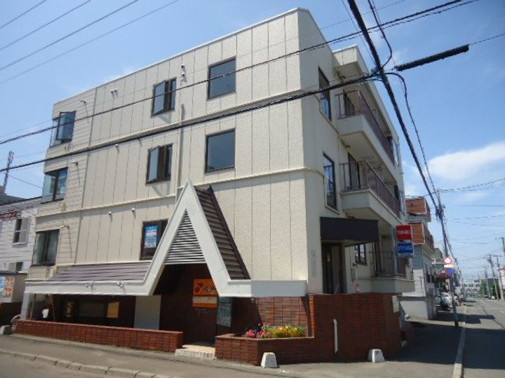 北海道札幌市豊平区月寒東一条5丁目の賃貸マンションの外観
