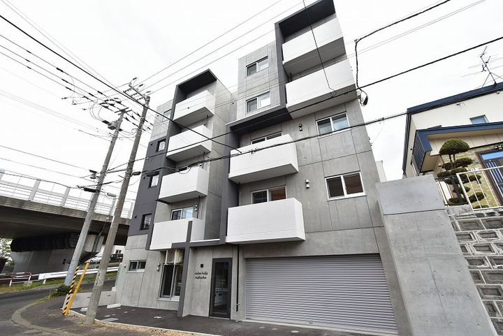 カームヒルズ西岡101の外観