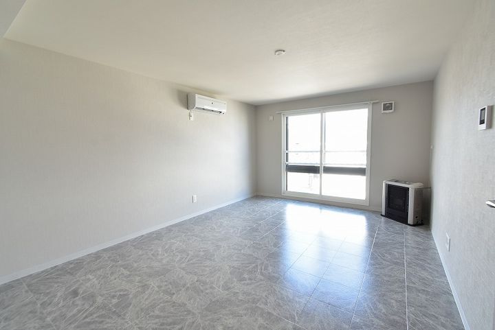 NRJニシオカ302の内装