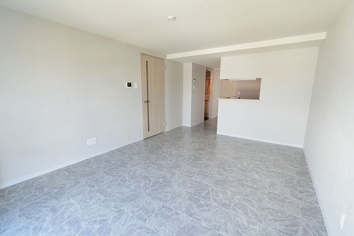 NRJニシオカ302の内装