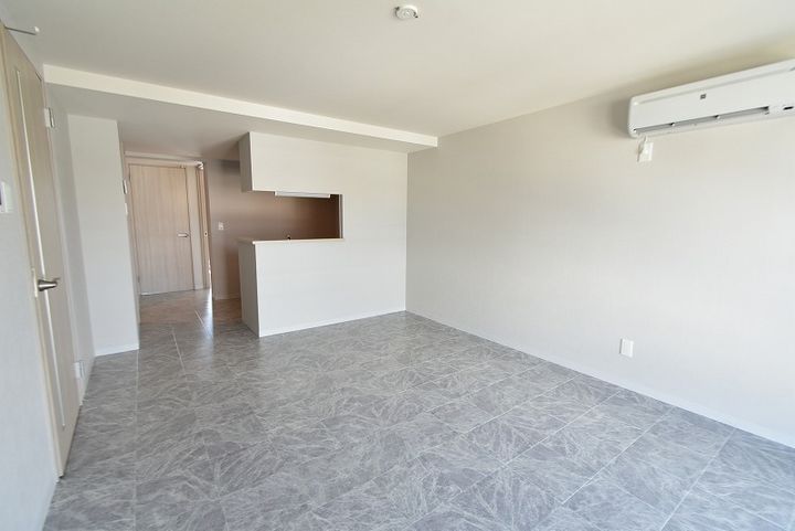 NRJニシオカ302の内装