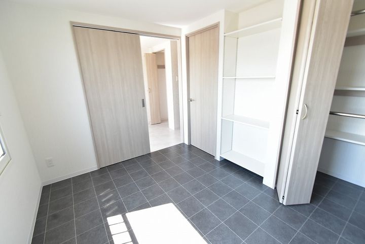 NRJニシオカ302の内装