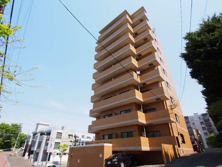 平岸パークヒルハイツ401の外観