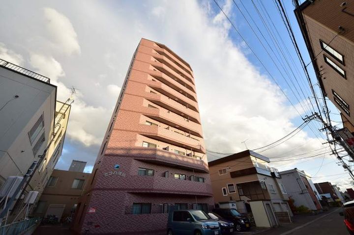 ミラバ澄川502の外観