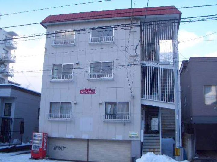 ケンタクコーポ南13条311の外観