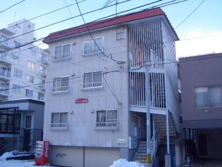 ケンタクコーポ南13条311の外観