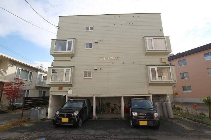 サンハイツ平岸202の外観