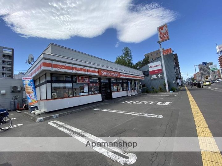 北海道札幌市豊平区美園一条3丁目の賃貸アパートの周辺