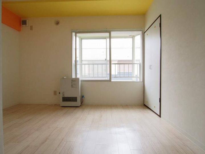 エミネンスほしの302の居間