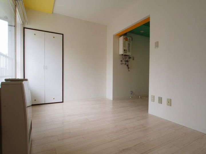 エミネンスほしの302の居間