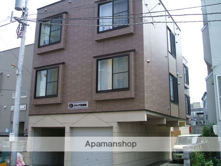 クレア壱番館102の外観