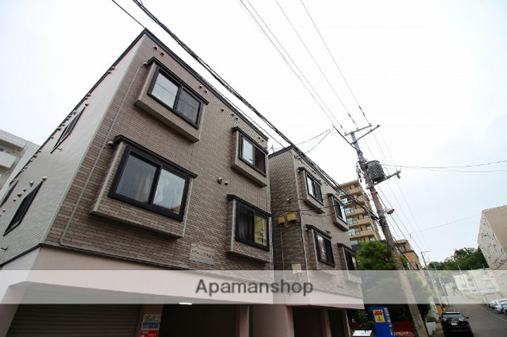 北海道札幌市南区澄川四条7丁目の賃貸アパートの外観