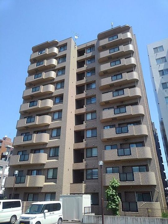 GーOAK山鼻の外観