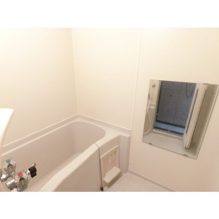 ベルノ真駒内107の風呂