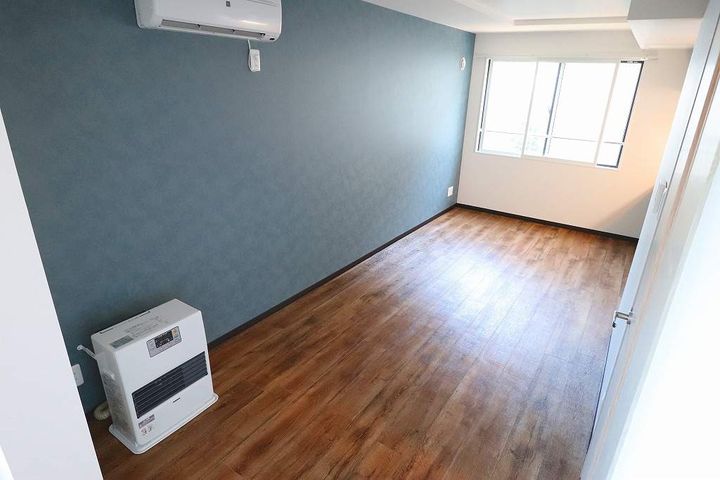 ヴェスタ平岸403の居間