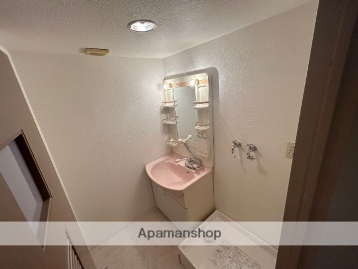 パールハイム直の内装