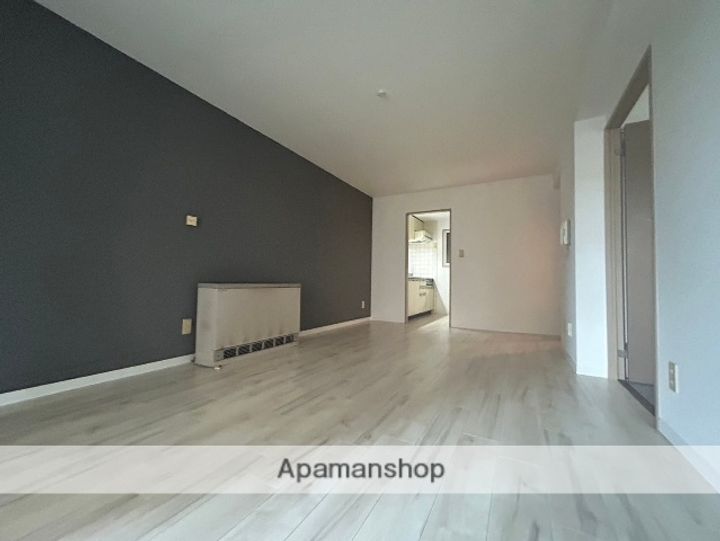 パールハイム直の居間