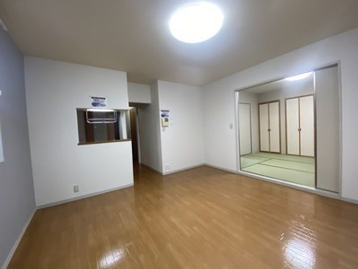 シャーメゾンAUの居間