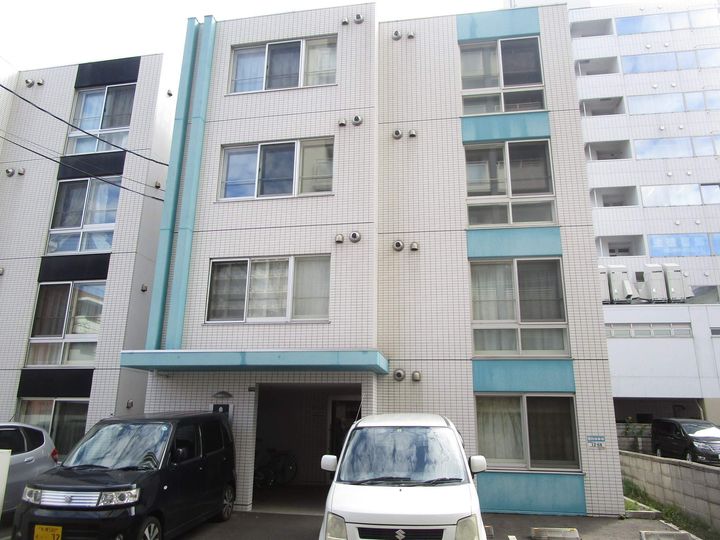 ベレール中の島305の外観