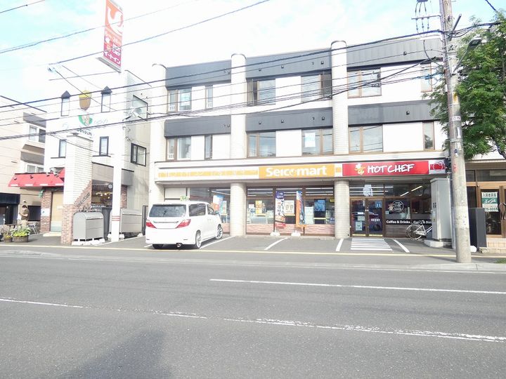 エクセレンス5・6202の周辺