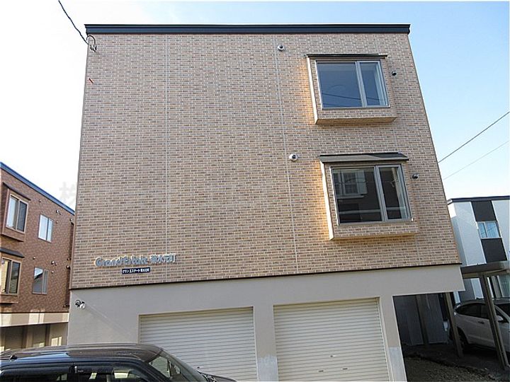 グランエステート菊水元町の外観