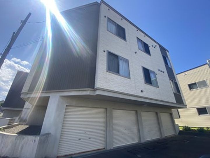 プレシャス23番館の外観