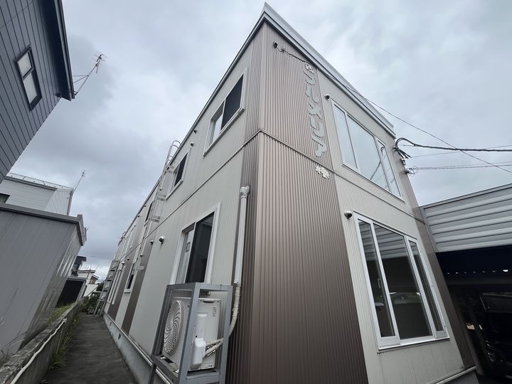 プルメリア203の外観