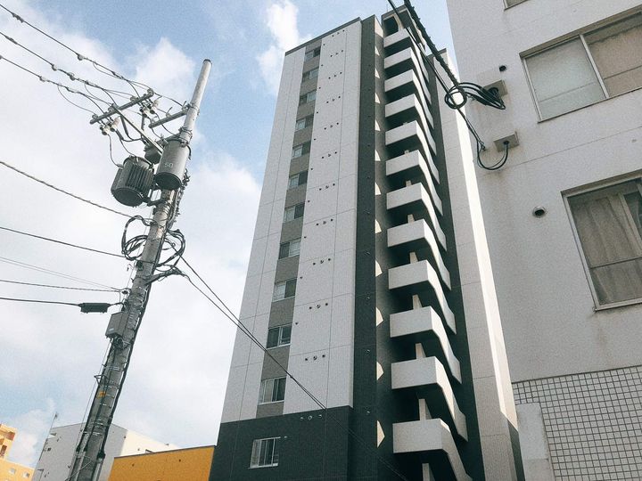 サンコート本郷通ガーデンヒルズの外観