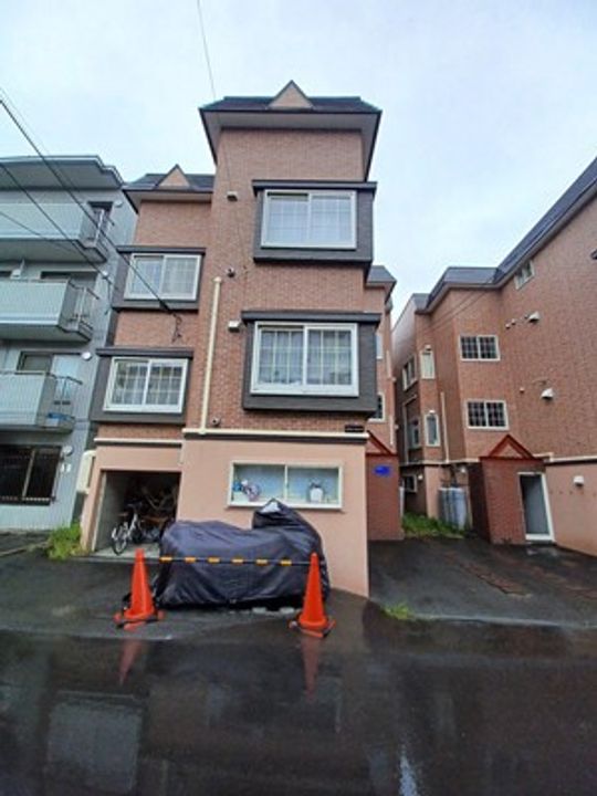 クリフトンテラスA106の外観